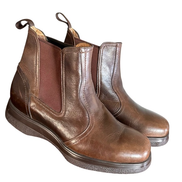 Hitchcock Other - Hitchcock Men’s Brown Leather Pull On Chelsea Boot - 9 Wide